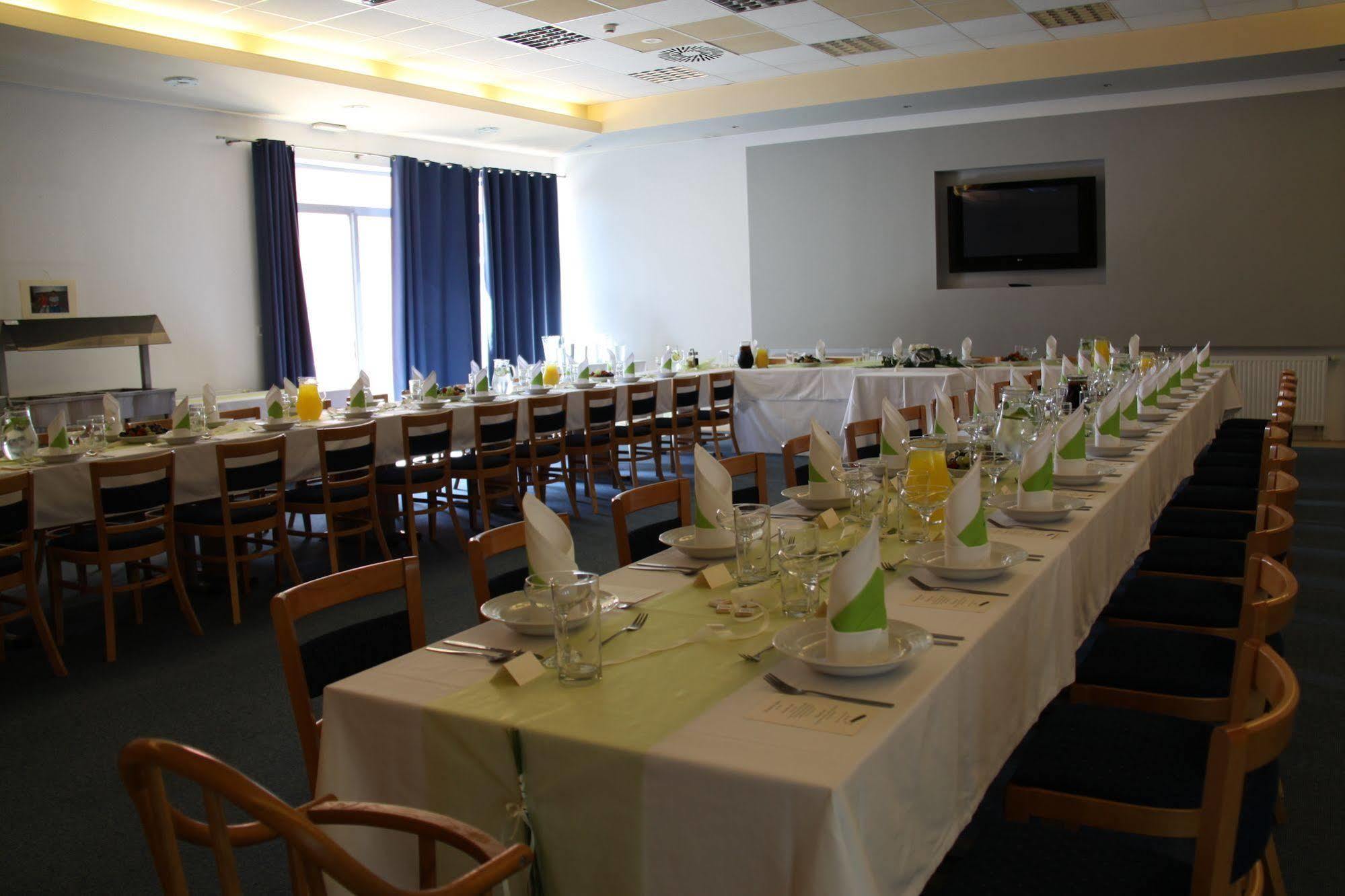 Buly Arena Hotel Kravare  Exterior photo
